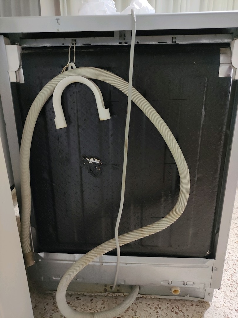 bulaşık makinesi ve TV LED televizyon - 4