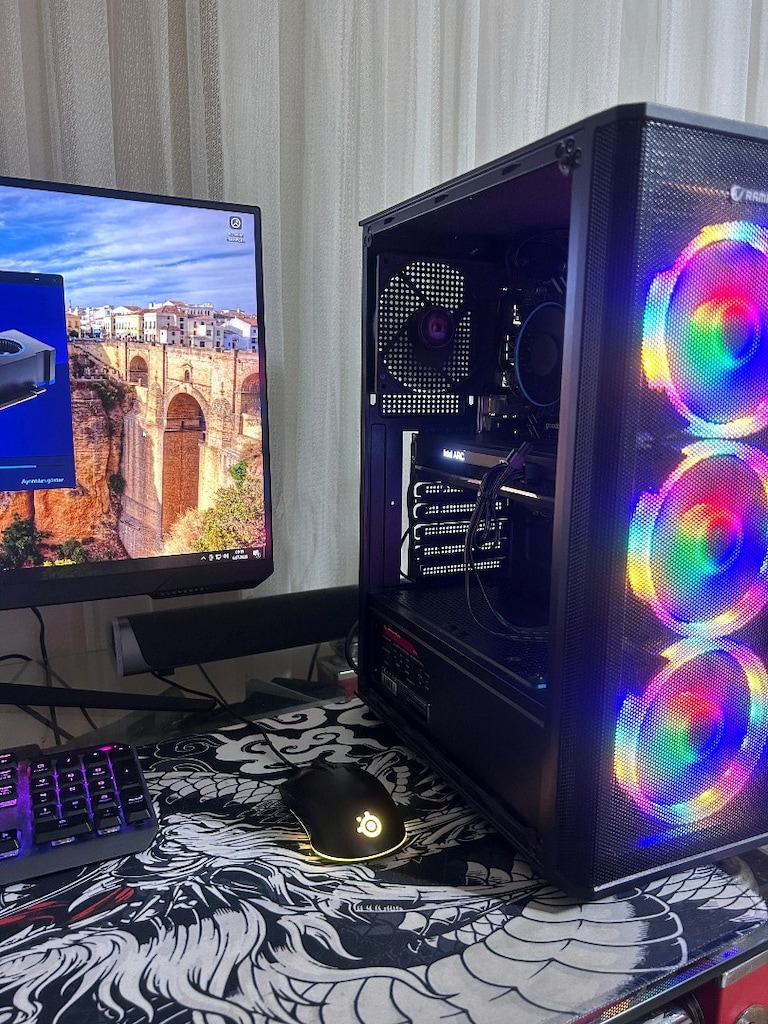 Masaustu Oyuncu Bilgisayar 27 inc monitor - 9