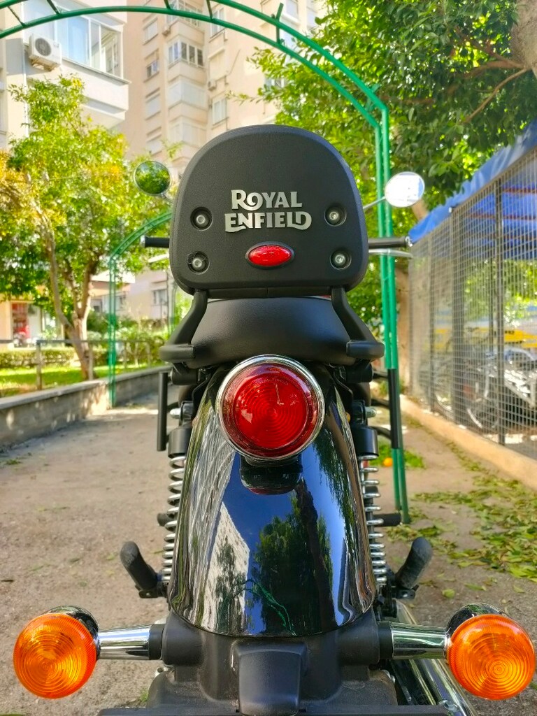 Royal Enfield Meteor 350 - 11