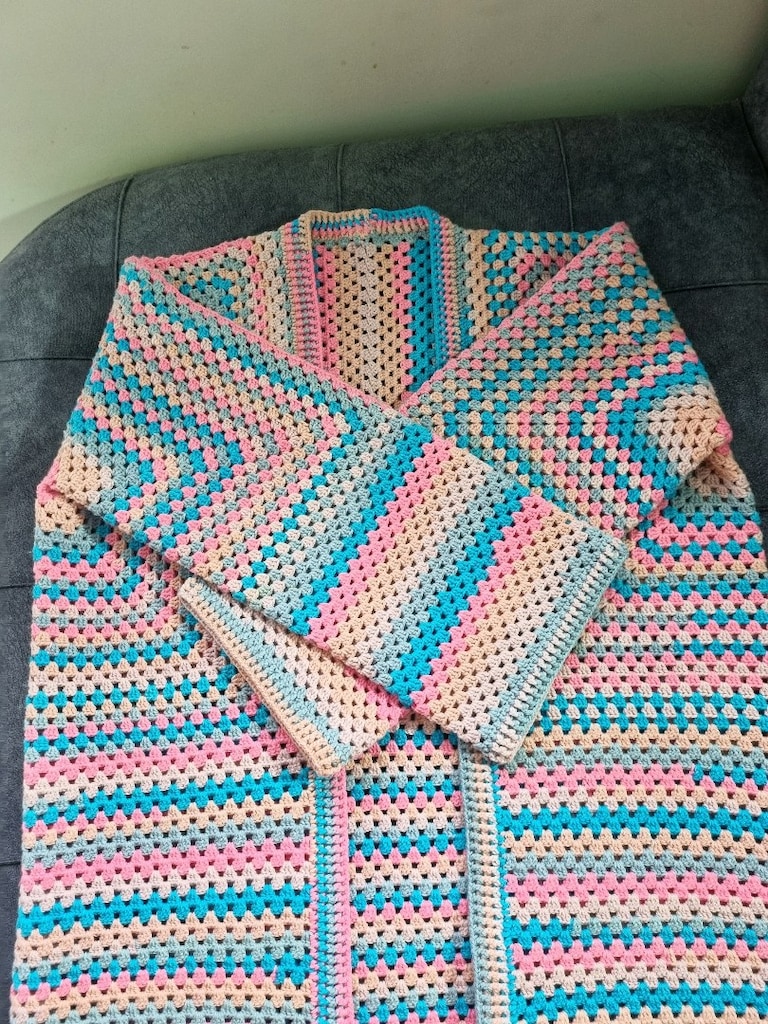 Batik Pamuklu El Örgüsü Hırka - 12