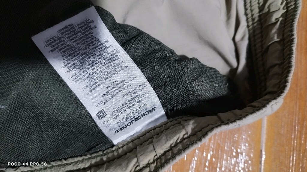 #Jack&Jones Şık şort..Eni çekilince 55 Boyu 37 Paça eni 32 - 5