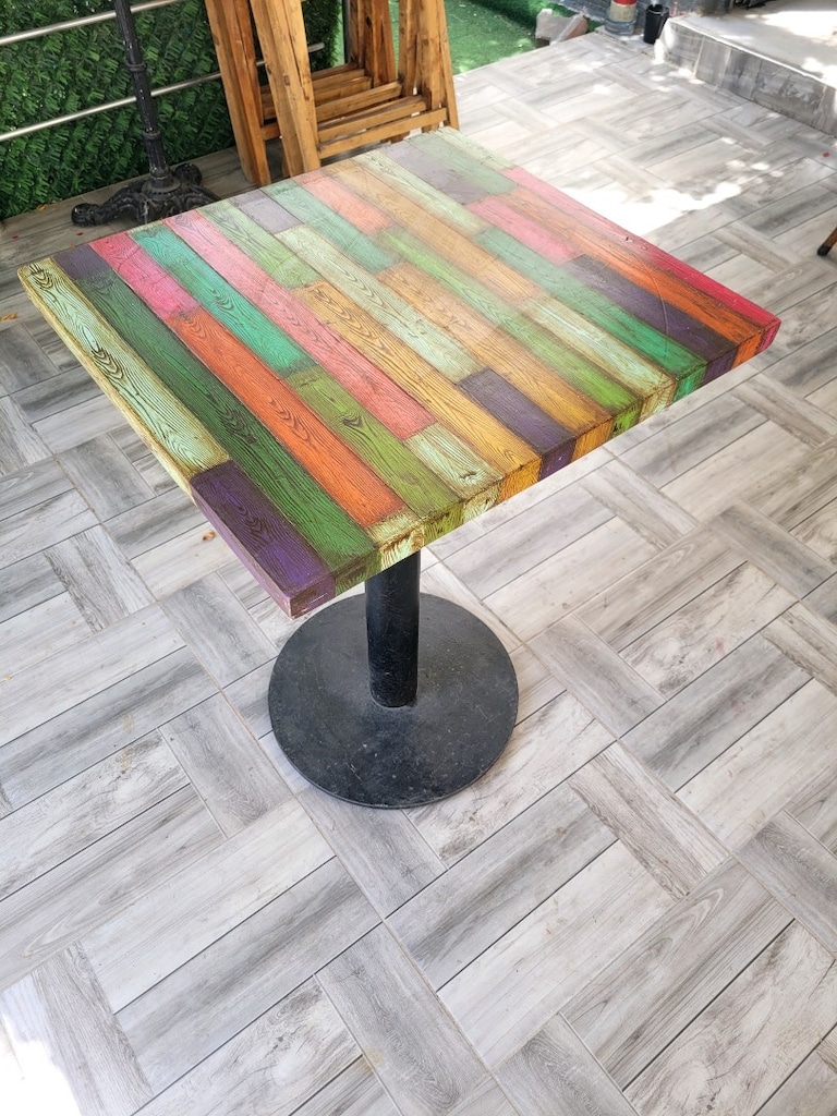 balkon kafe tasarım ahşap masa döküm ayaklı dış mekan masası - 3