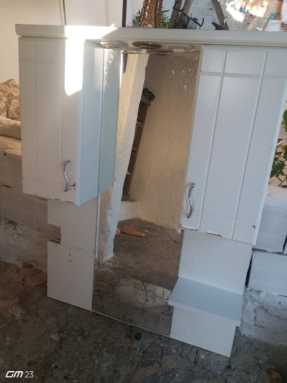 MDF Banyo Dolabı ikinci el - 2