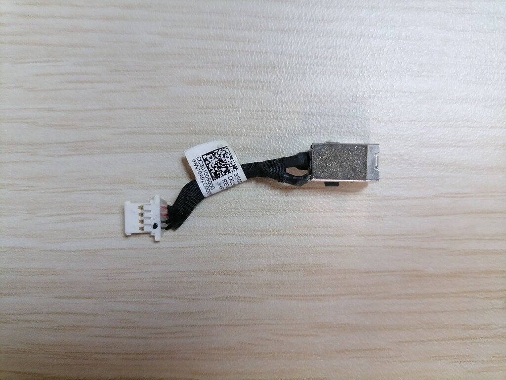 Lenovo IdeaPad 330S-15ARR - 4