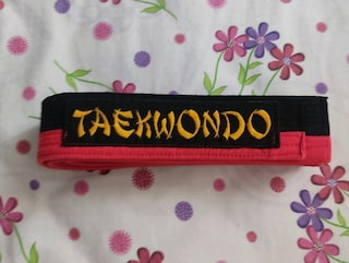 TAEKWONDO KIRMIZI SİYAH KUŞAK