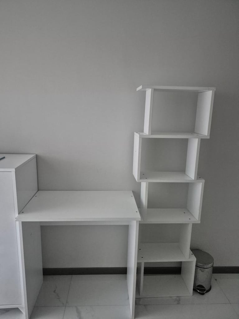 kitaplık ve masa - 3