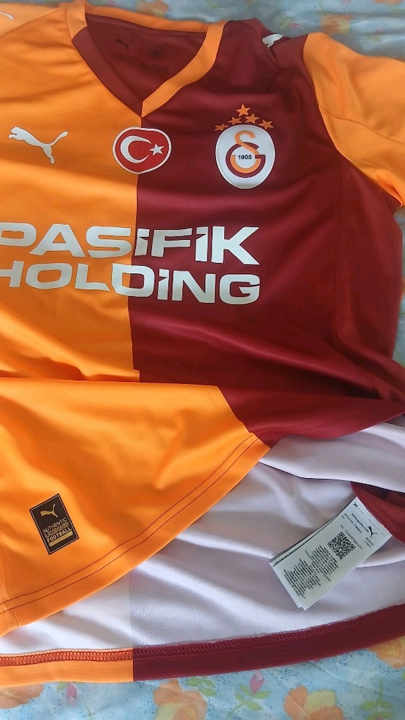 ORİJİNAL GALATASARAY İÇ SAHA FORMA - 3