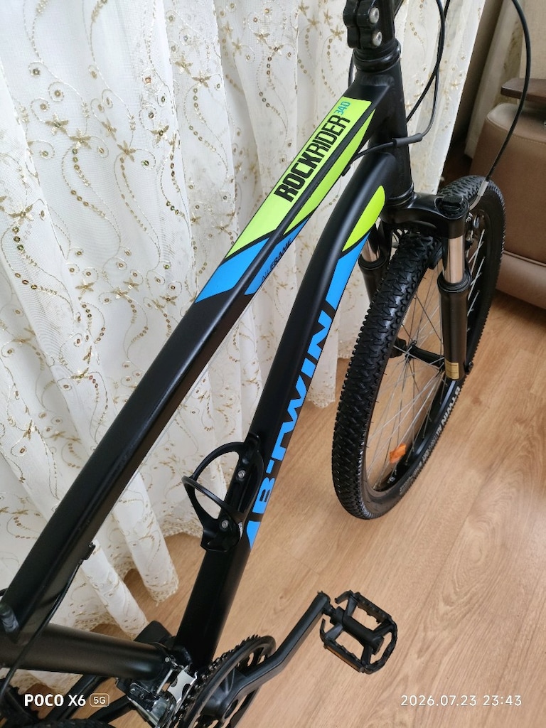Sıfır gibi hatasız 26 jant BTWIN Rockrider 340 L kadro dağ bisikleti - 4