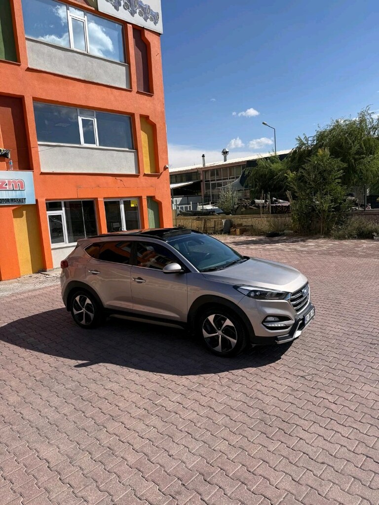 tucson 2015 hatasız boyasız 4*4 lpg li - 14