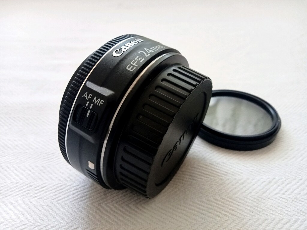 Canon EFS 24mm Prime Lens - 4