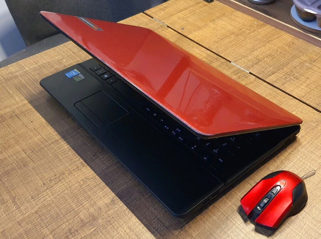 Dev 17.3 ekran P.Bell i5 - Yeni Sıfır Pik - 8gb RAM - SSD TurboDisk'li - 4