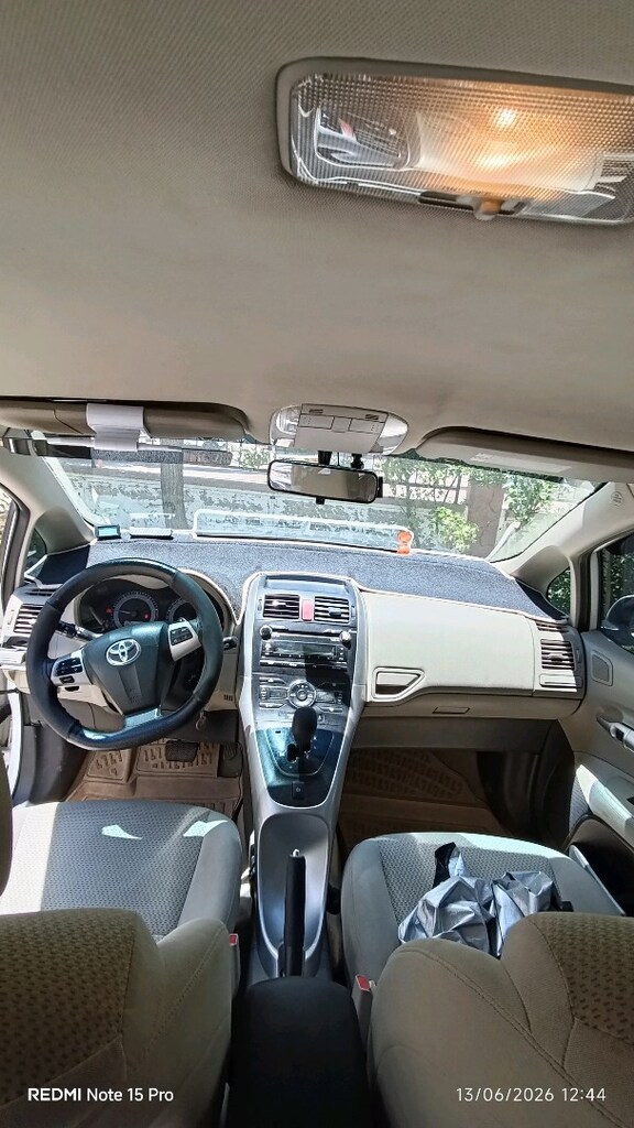 Toyota auris - 10
