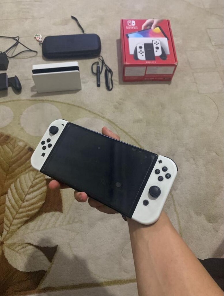 nintendo switch oled - 3