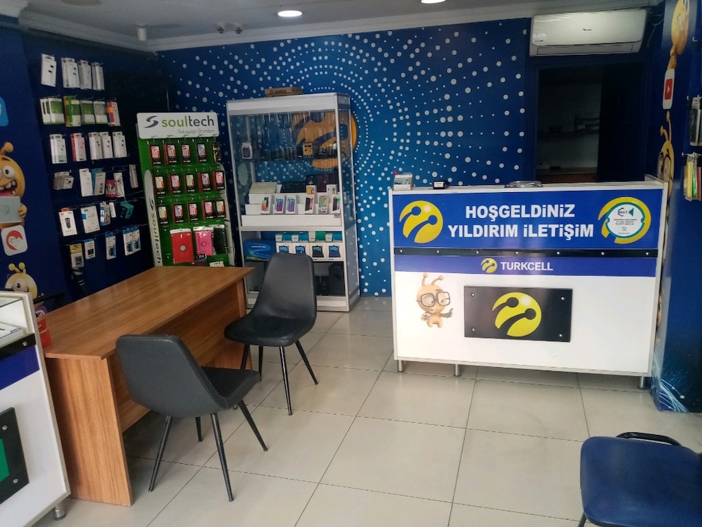 ACİL SATILIK TELEFON DÜKKANI MALZEMESİ - 13