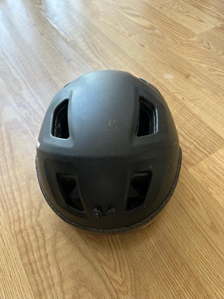 siyah bisiklet kask - 2