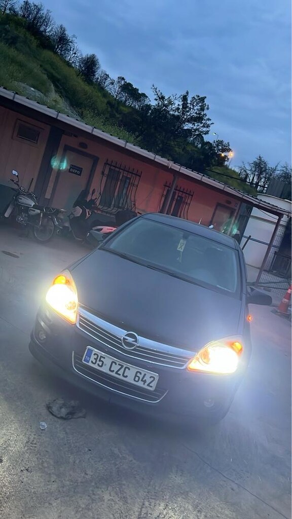Opel Astra H - 7