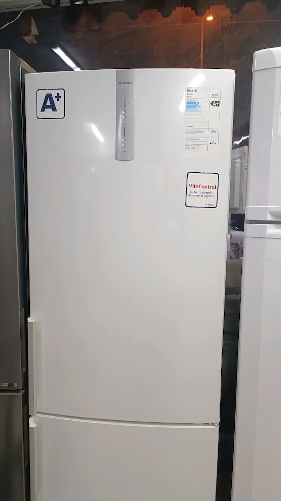 Bosch 520 litre alttan donduruculu nofrost buzdolabı - 3
