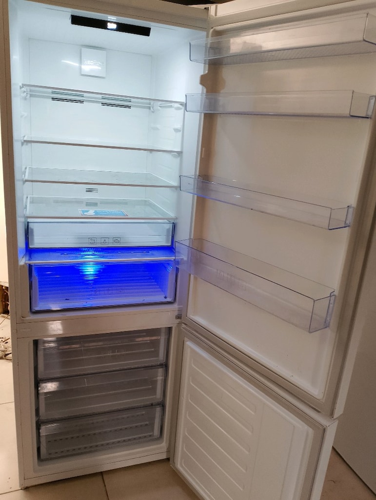 560 litre yeni nesil Beko nofros buzdolabı nakliye kurulum dağil - 9