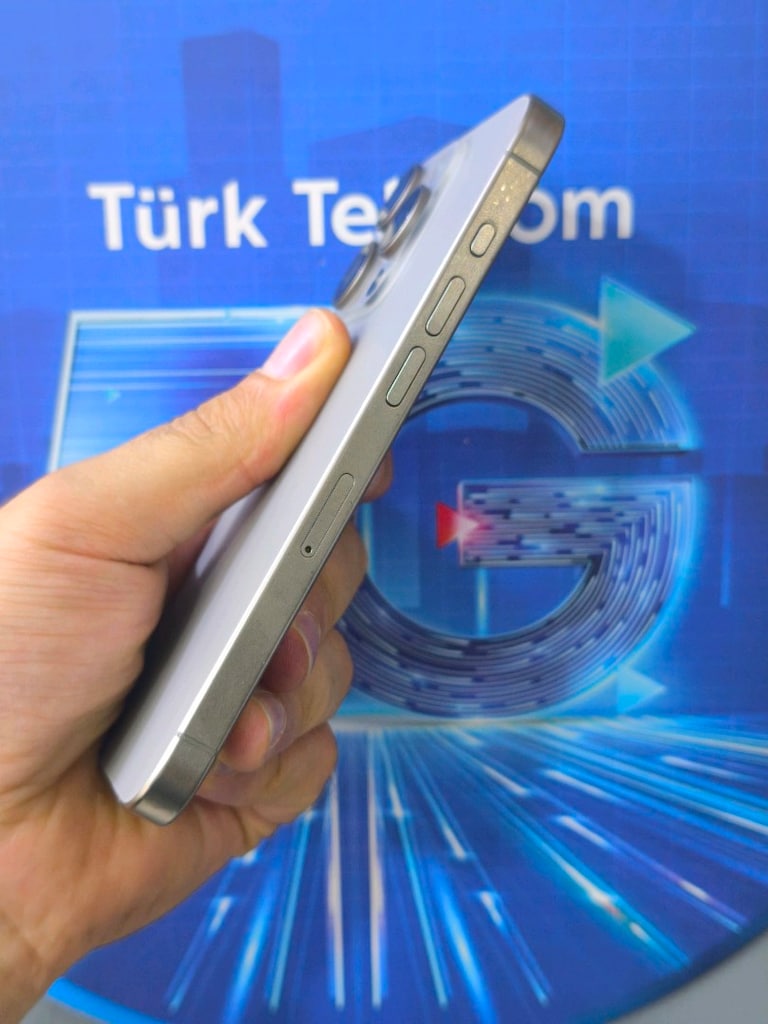 İPHONE 15 PRO - 3