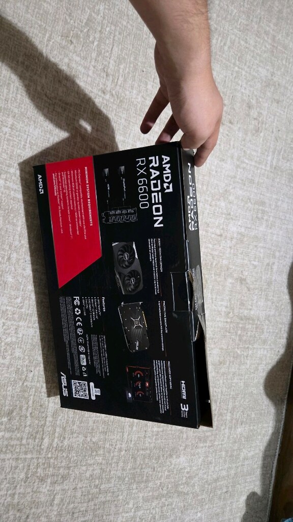 Asus amd radeon Rx6600 - 7