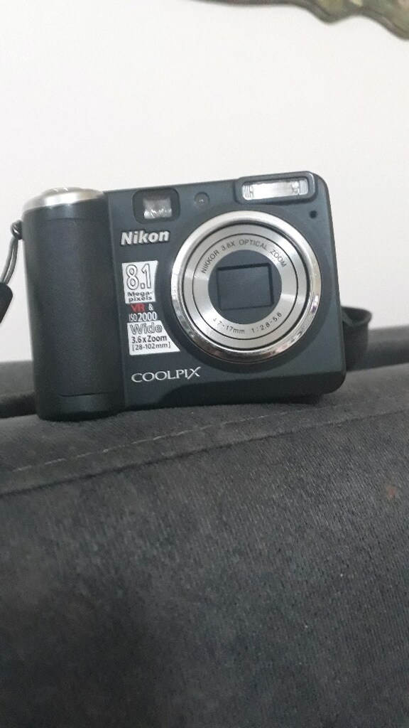 Nikon Coolpix P50 - 3