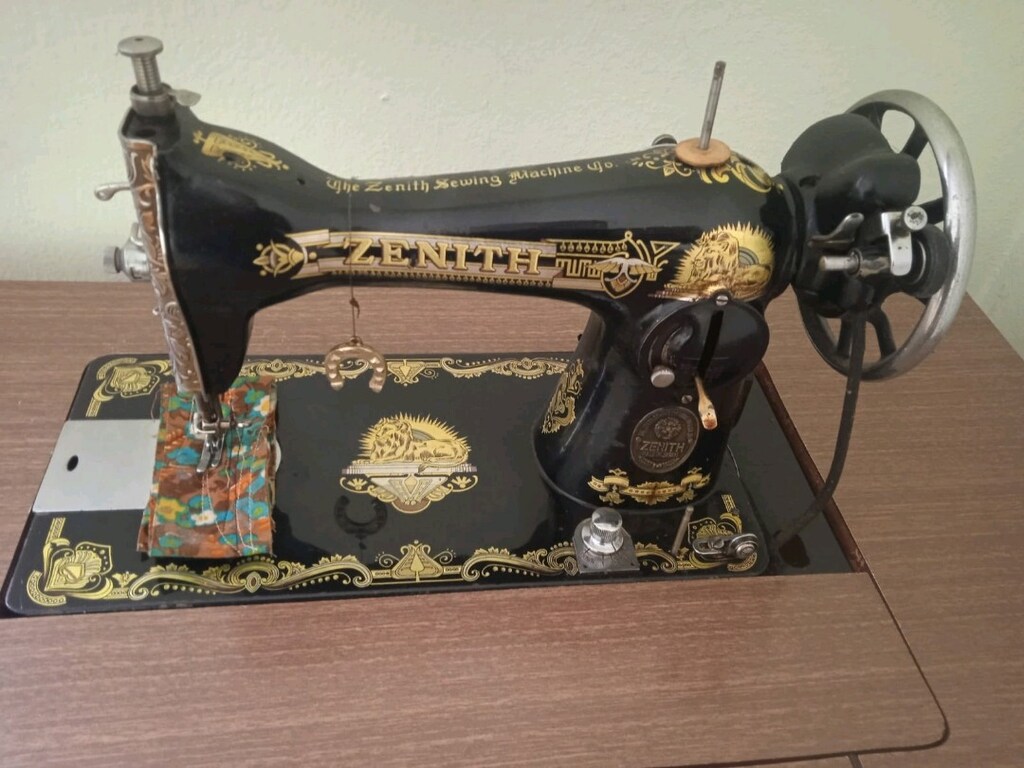 ANTİKA dikiş makinası - 2
