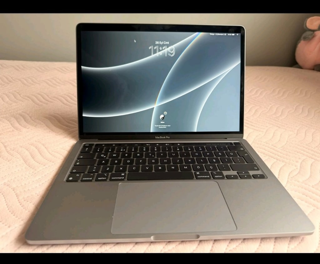 Macbook m2 pro 2022 - 6