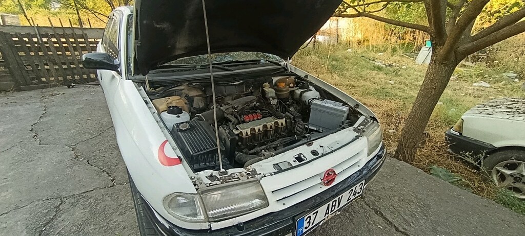 93 model 1.4 82 beygir enjeksiyonlu Opel Astra f - 13