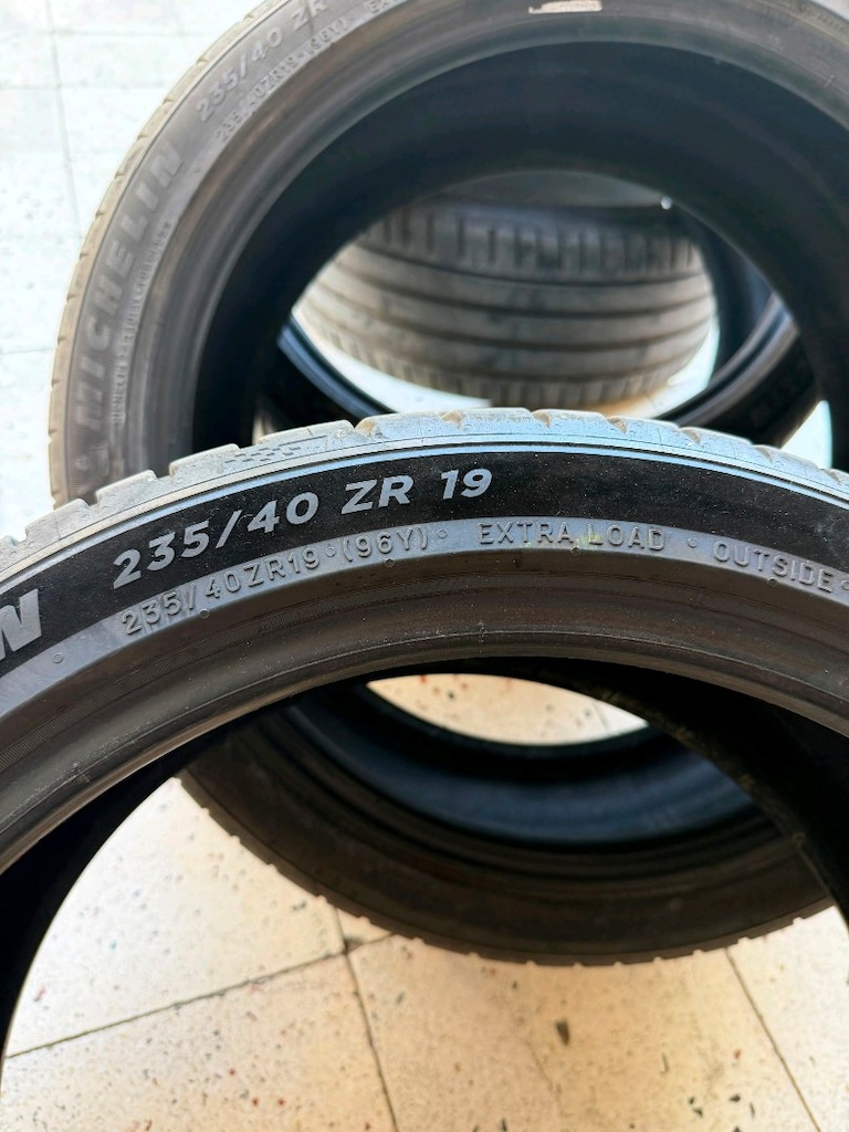235 40 19 Michelin 2024 tarih - 11