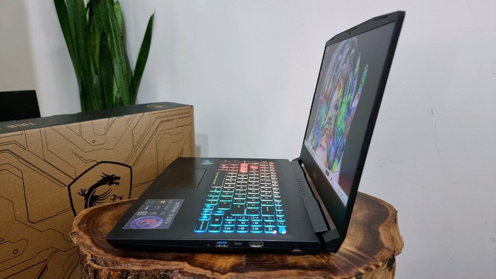 Msi Katana 15 i7-12650H RTX 4070 (8GB) GAMİNG LAPTOP - 9