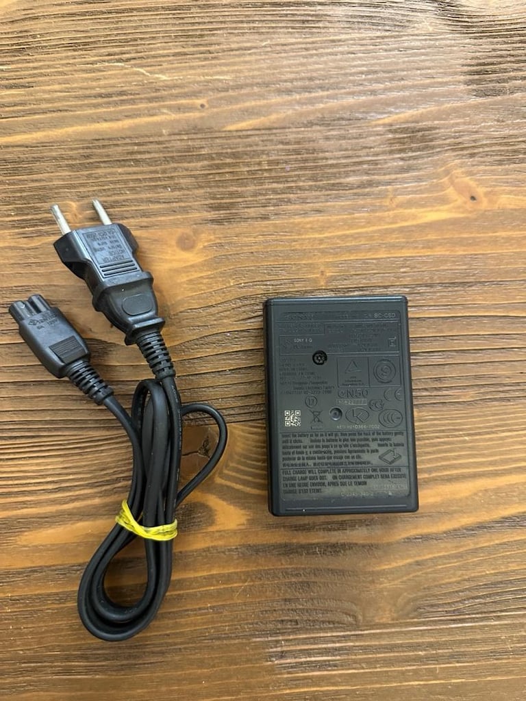 Sony Bc-Csd Batarya Şarj Cihazı - 3