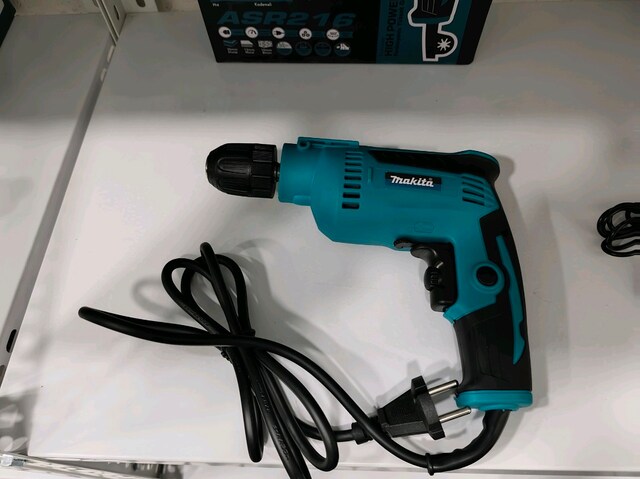 Ufak Elektrikli Matkap Tek elle kullanım kolaylığı