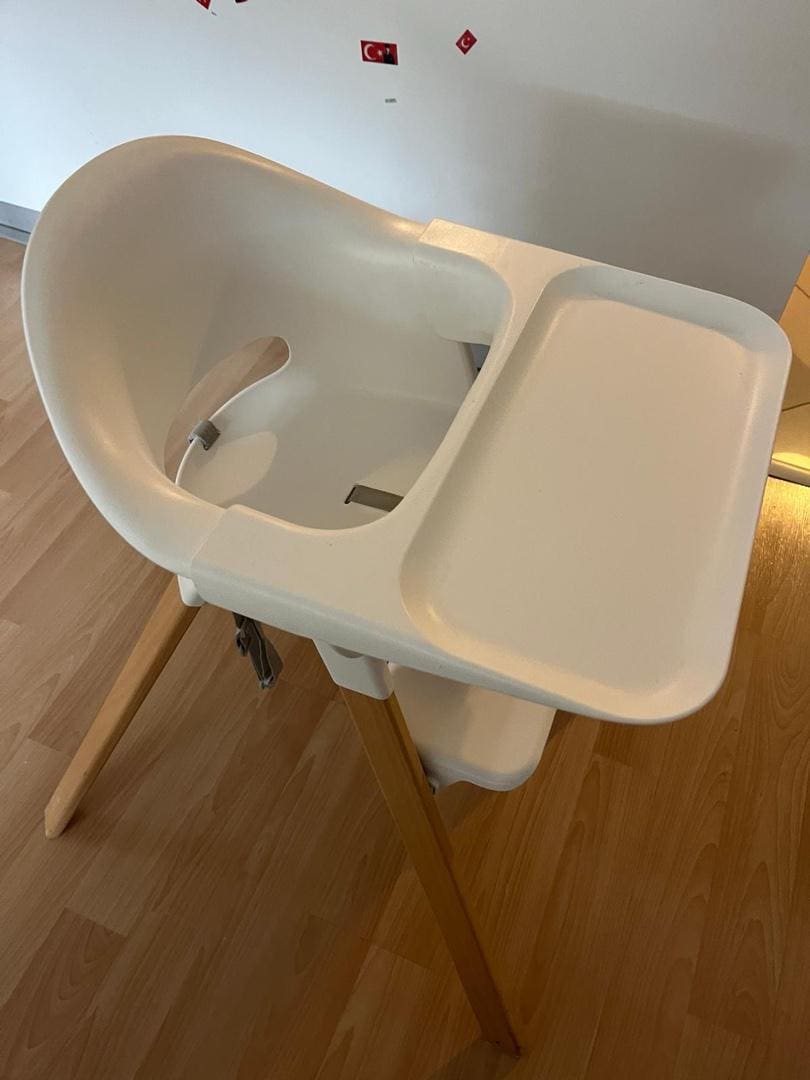 Stokke tertemiz beyaz mama sandalyesi - minder hediye - 6