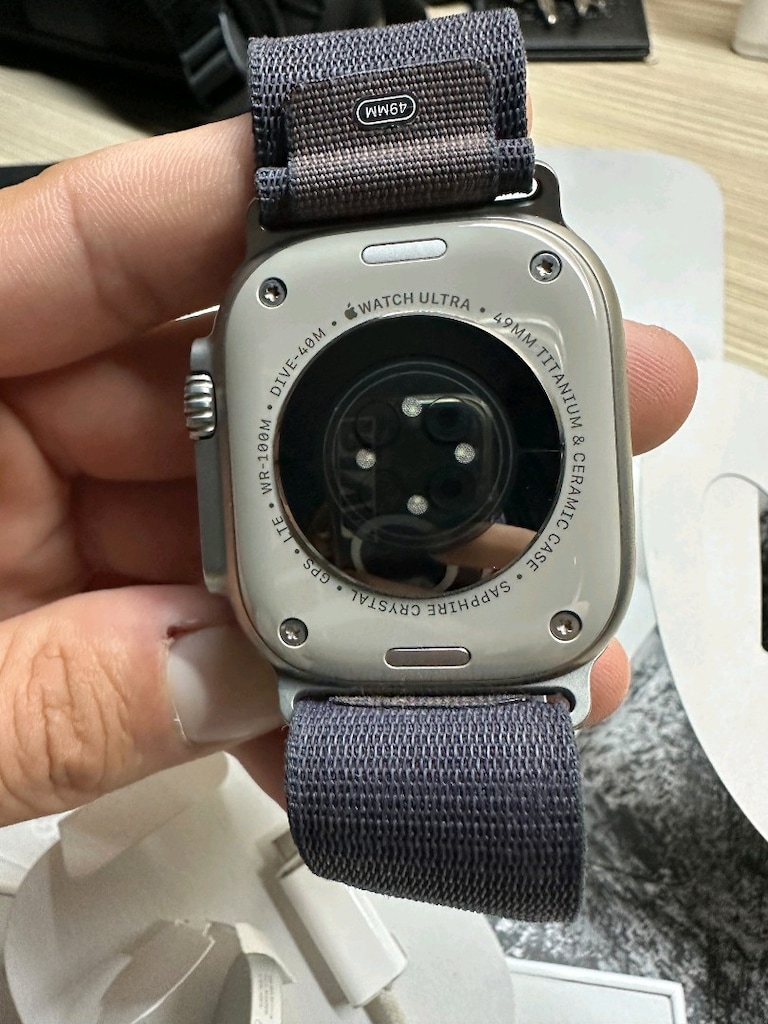 Apple Watch Ultra 2 49mm - 7