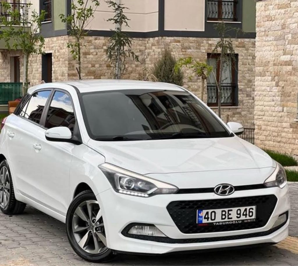HYUNDAİ i20 - 6