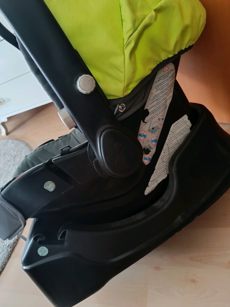 Chicco gri oto koltuğu Ana kucağı 2 parçadan oluşmaktadır - 3