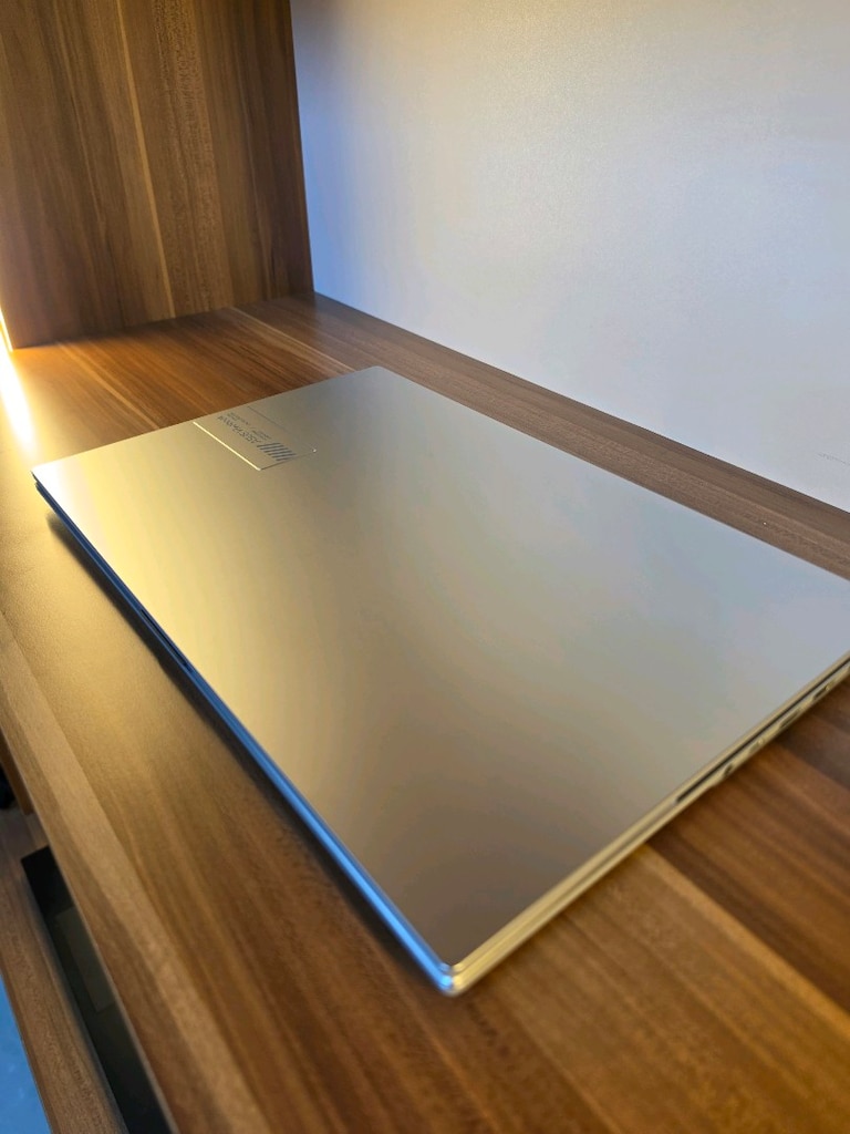Asus Ofis Laptop Kusursuz 3 haftalık Asus Vivobook - 5