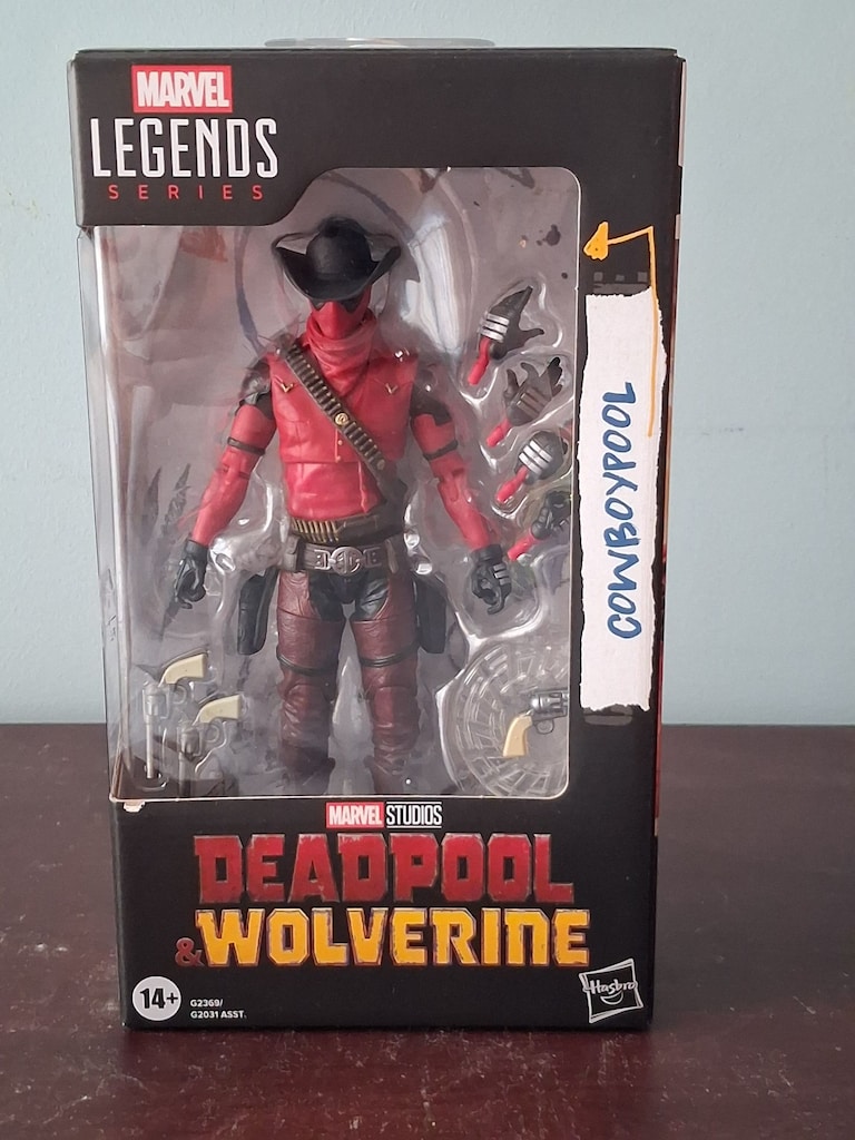iki adet deadpool iki adet wolverine ve bir adet blade aksiyon figür - 3