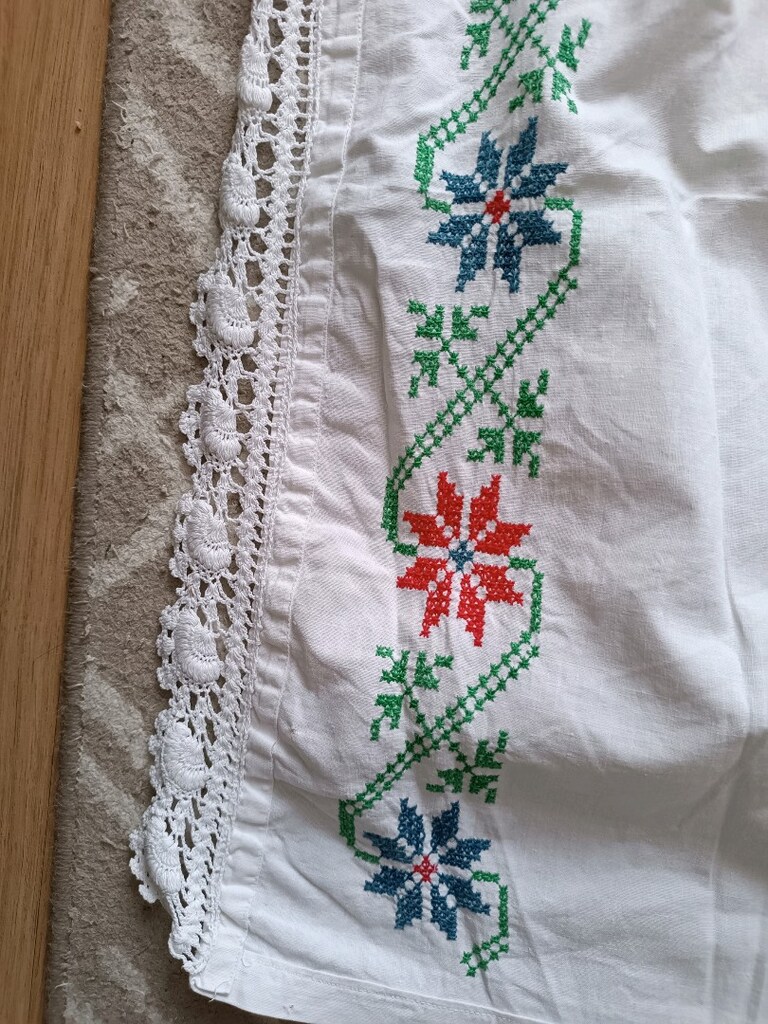 Tarihi antika el işi kanaviçe karyola takımı - 4