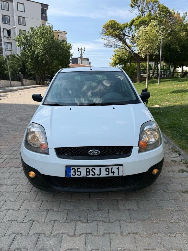 FORD FİESTA 1.4 Tcdi klimalı 2008 - 2