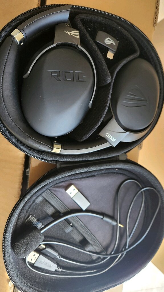 ASUS ROG STRİX GO 2.4GHZ KULAKLIK