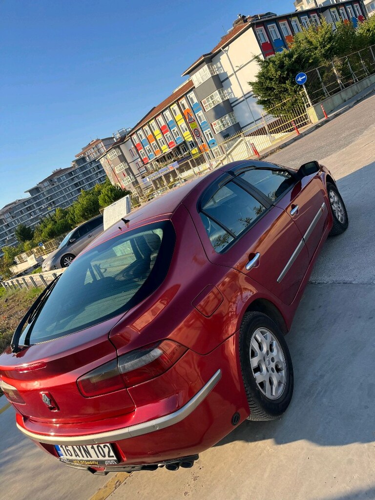 2003 laguna2 1.6 16 valf aciliyet durumu var - 11