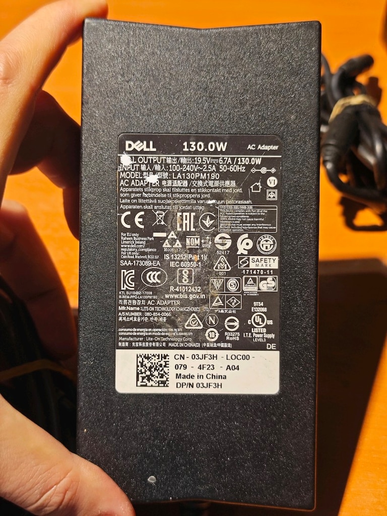 Dell Adaptörler 180W 130W AD90195 , LA180PM , LA130PM , HA65NS , DA130 - 7
