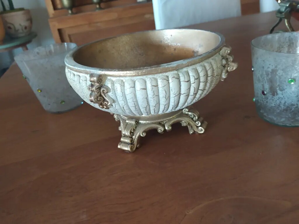 Dekoratif. Kase el boyaması - 2