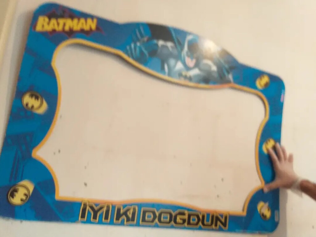 Betmen Figürlü Parti Çerçevesi