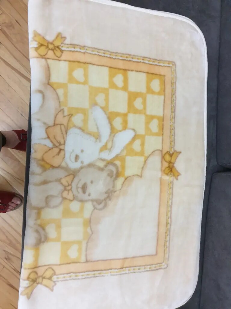 100x120 cm boyutlarında krem ve sari renkli ayıcıklı bebe battaniye. - 4