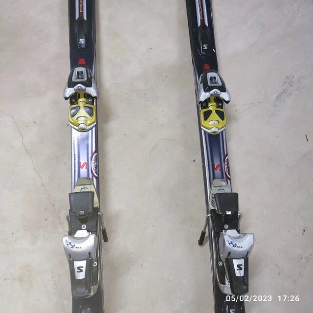 KAYAK SALAMON
