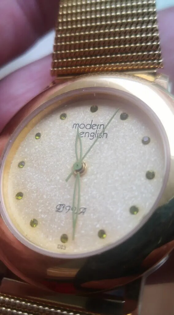 Modern English Gold Kol Saati - 10