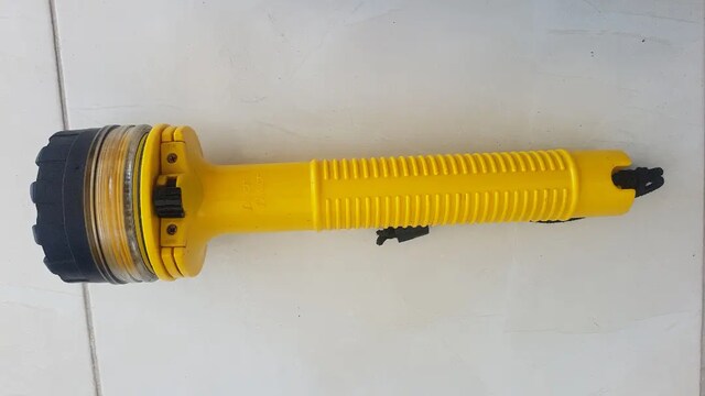 SIFIR DALGIC FENERI 4 BUYUK PILLI DEEP DIVER