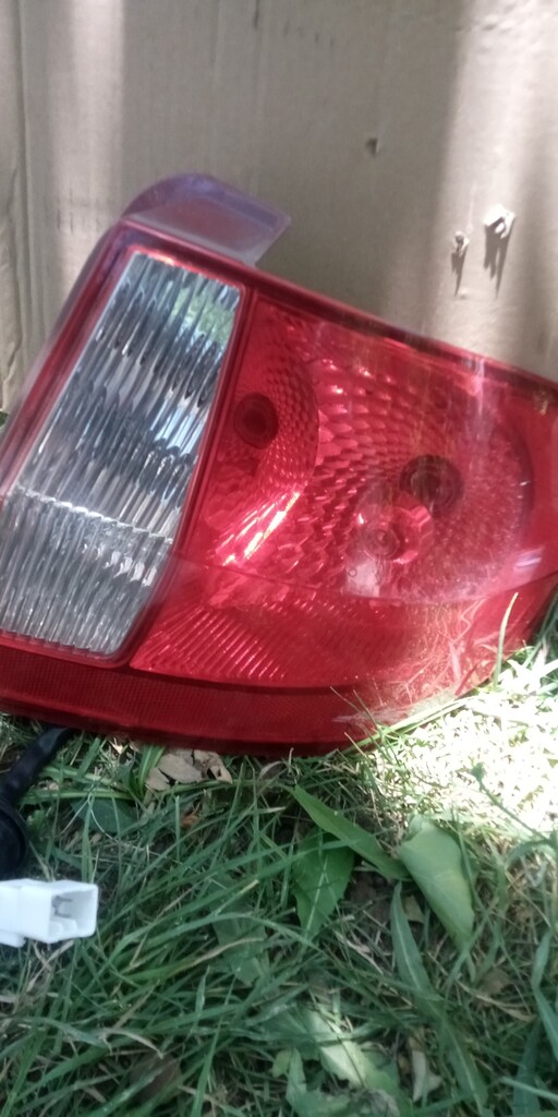 Tofa? Renault parçalar? ve hundai Getz arka tek stop - 8